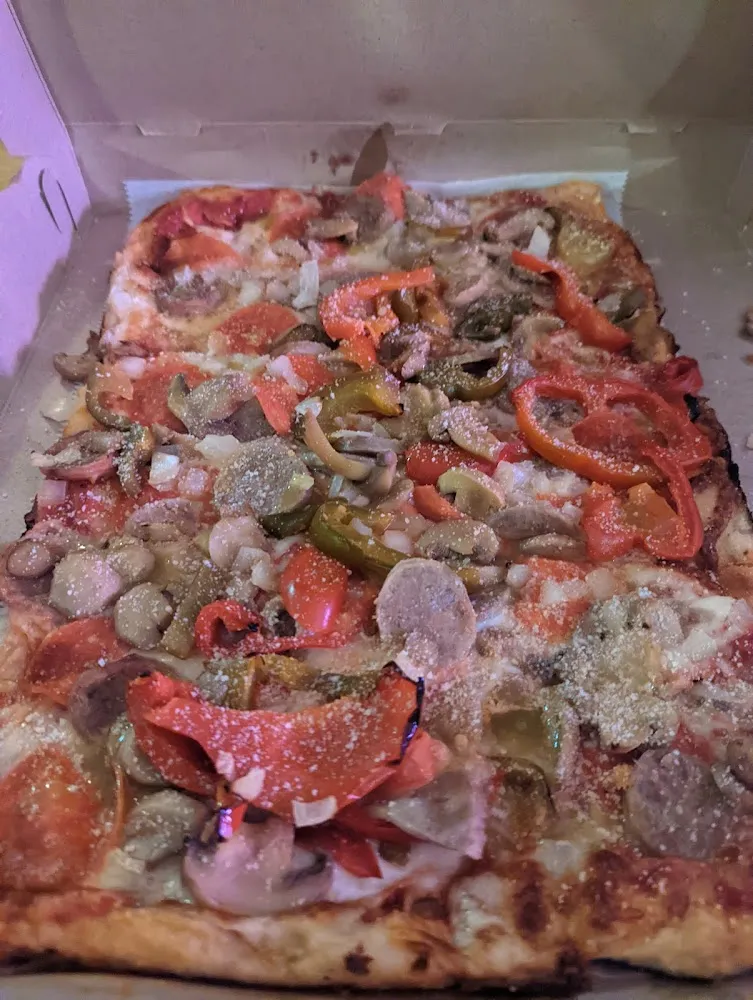 Len & Jo's Special Pizza